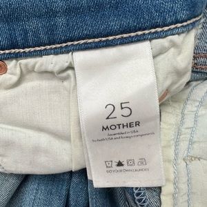 MOTHER Duchie Ankle Fray Jeans